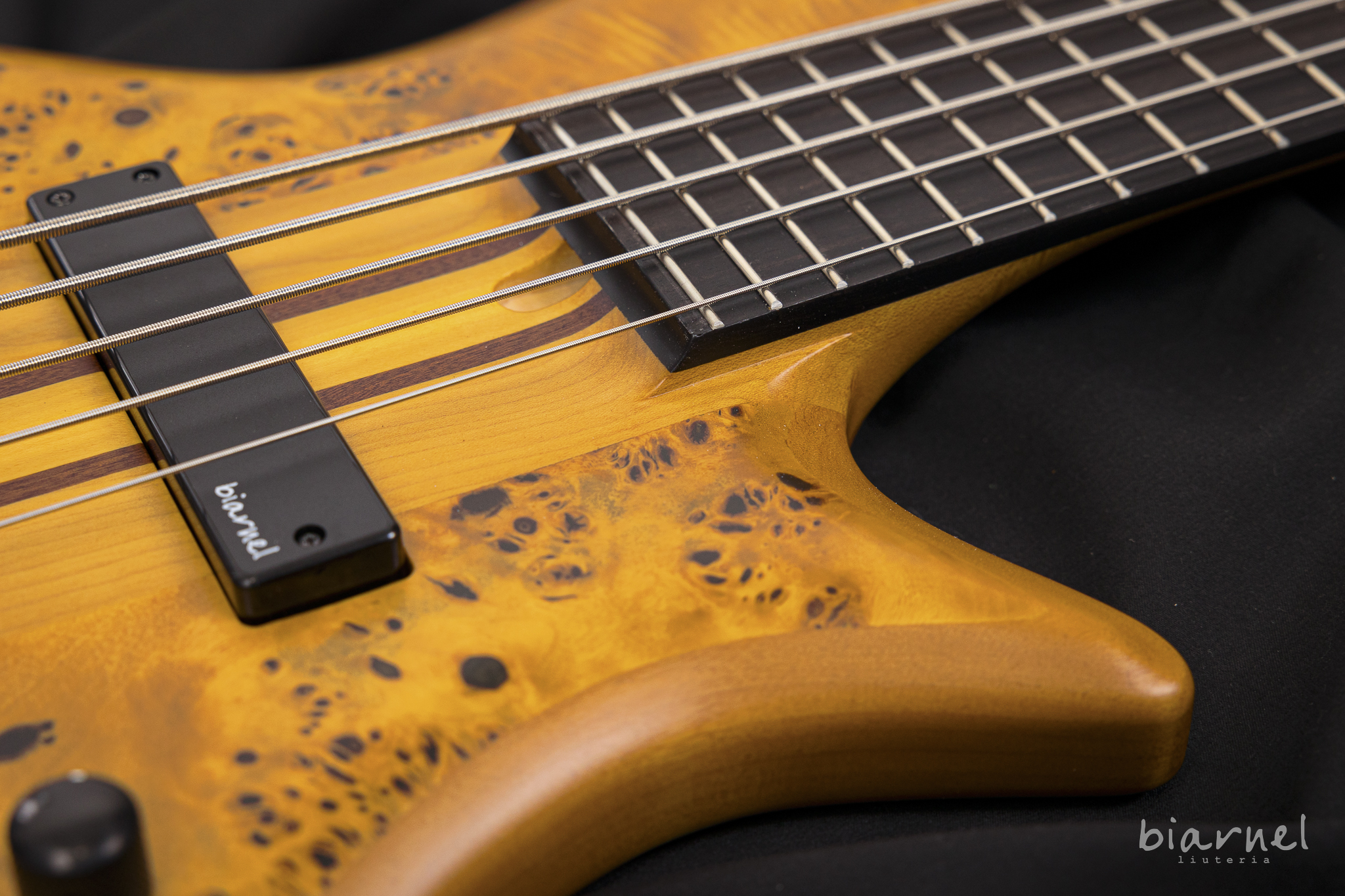 Biarnel Scorcio32 5c Single Cut Amber Poplar Burl